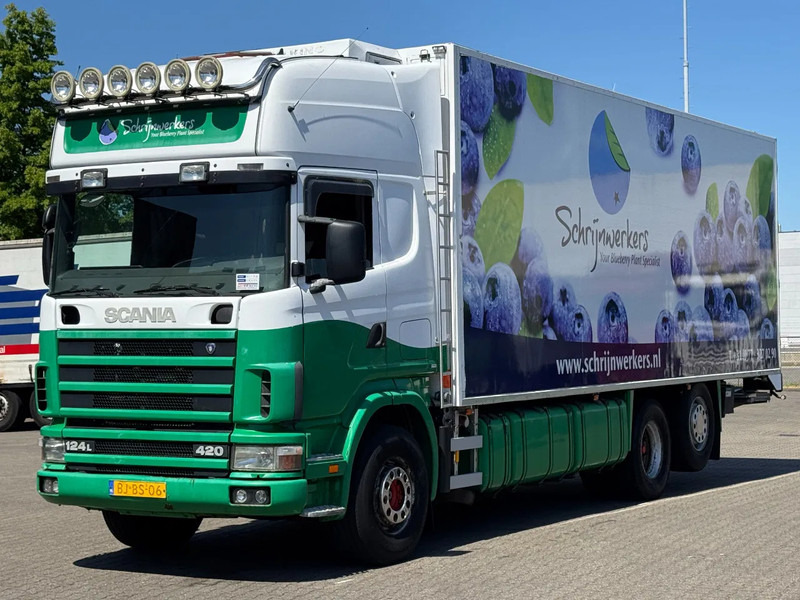Scania R124-420 6x2 Euro 2 Topline Closed Box - Рефрижератор камион: снимка 1 Scania R124-420 6x2 Euro 2 Topline Closed Box - Рефрижератор камион: снимка 1