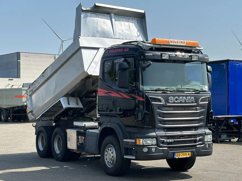 Scania R560 V8 6x4 Tipper / Big Axle / Full Steel / Euro 5 / Retarder - Самосвал камион: снимка 2 Scania R560 V8 6x4 Tipper / Big Axle / Full Steel / Euro 5 / Retarder - Самосвал камион: снимка 2