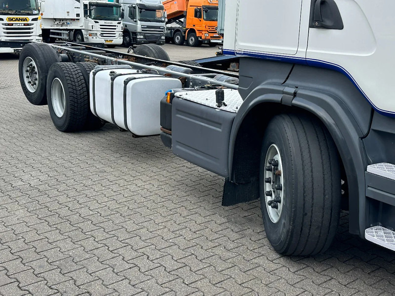 Scania R580 V8 6x2*4 Chassis Retarder Full Air 4.90 Wb Euro 6 - Шаси кабина: снимка 2 Scania R580 V8 6x2*4 Chassis Retarder Full Air 4.90 Wb Euro 6 - Шаси кабина: снимка 2