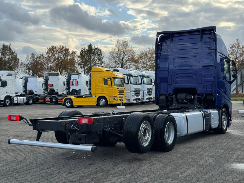 Volvo FH 460 6x2 Globetrotter XL WB 4.90mtr - Шаси кабина: снимка 3 Volvo FH 460 6x2 Globetrotter XL WB 4.90mtr - Шаси кабина: снимка 3