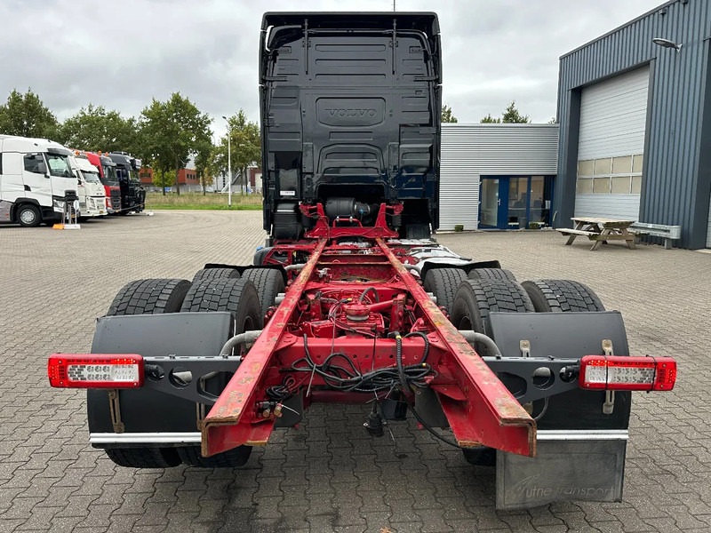 Volvo FH 540 6x2 Globe XL - Retarder - Dual Clutch - 4.30 WB - Full Air - Шаси кабина: снимка 5 Volvo FH 540 6x2 Globe XL - Retarder - Dual Clutch - 4.30 WB - Full Air - Шаси кабина: снимка 5