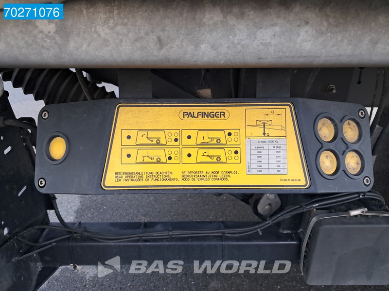 Камион с брезент DAF LF 290 4X2 16tonner Automatic Ladebordwand ACC Euro 6: снимка 13
