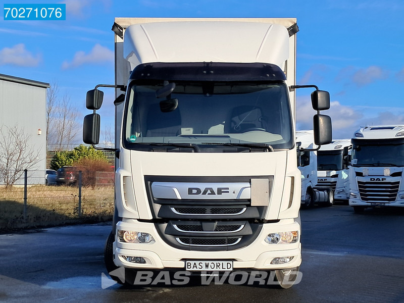 Камион с брезент DAF LF 290 4X2 16tonner Automatic Ladebordwand ACC Euro 6: снимка 8