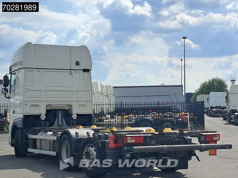 DAF XF 480 6X2 SSC BDF Retarder 2xTanks Lift+Lenkachse ACC Euro 6 - Контейнеровоз/ Сменна каросерия камион: снимка 2 DAF XF 480 6X2 SSC BDF Retarder 2xTanks Lift+Lenkachse ACC Euro 6 - Контейнеровоз/ Сменна каросерия камион: снимка 2