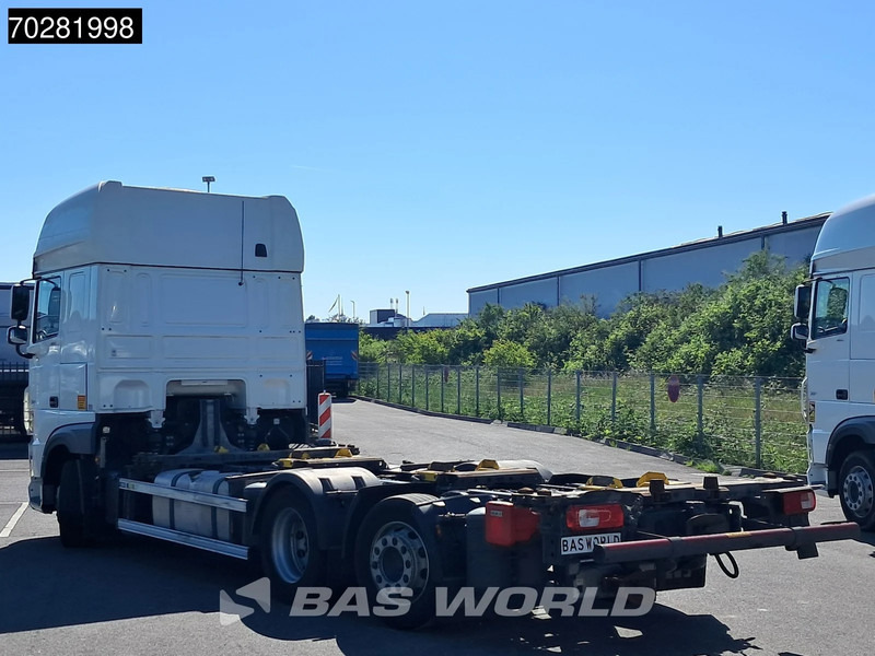DAF XF 480 6X2 SSC Retarder 2x Tanks Lift+Lenkachse Standklima ACC LED - Контейнеровоз/ Сменна каросерия камион: снимка 2 DAF XF 480 6X2 SSC Retarder 2x Tanks Lift+Lenkachse Standklima ACC LED - Контейнеровоз/ Сменна каросерия камион: снимка 2