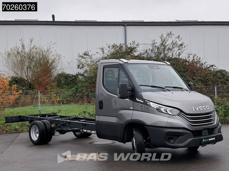 Iveco Daily 35C21 Neu! 3.0L 2025-Modell Automatik 210PS Radstand 410 Fahrgestell Doppelbereifung LED ACC Klima Euro6 Chassis A/C - Лекотоварен автомобил: снимка 2 Iveco Daily 35C21 Neu! 3.0L 2025-Modell Automatik 210PS Radstand 410 Fahrgestell Doppelbereifung LED ACC Klima Euro6 Chassis A/C - Лекотоварен автомобил: снимка 2