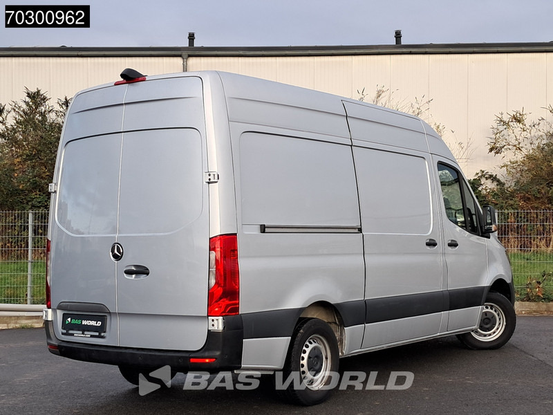 Mercedes-Benz Sprinter 315 CDI Automatik L2H2 150PS Klima Kamera Parkensensoren MBUX CarPlay Euro6 L2 A/C - Малък ван: снимка 3 Mercedes-Benz Sprinter 315 CDI Automatik L2H2 150PS Klima Kamera Parkensensoren MBUX CarPlay Euro6 L2 A/C - Малък ван: снимка 3
