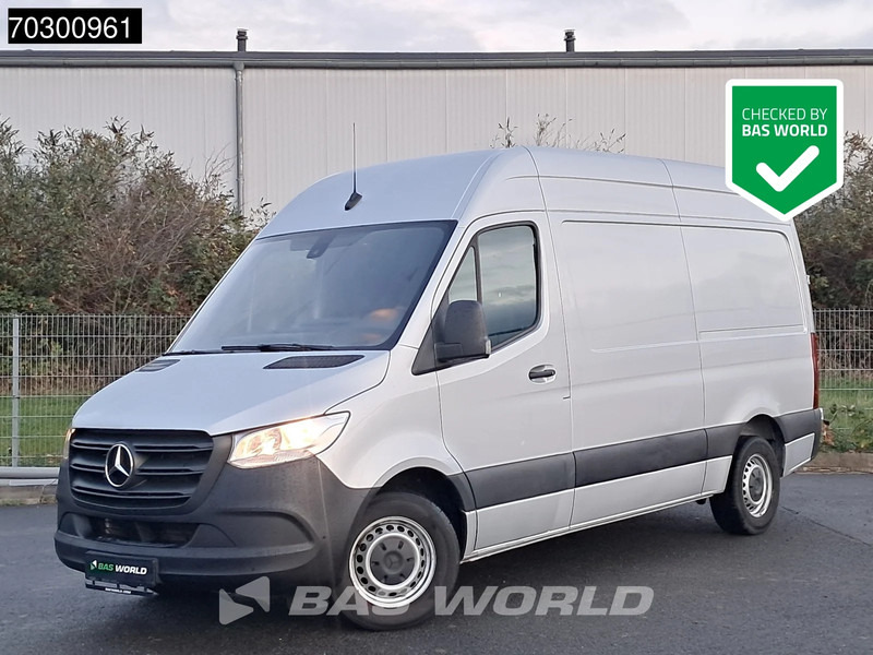Mercedes-Benz Sprinter 315 CDI Automatik L2H2 150PS Klima Kamera Parkensensoren MBUX CarPlay Euro6 L2 A/C - Малък ван: снимка 1 Mercedes-Benz Sprinter 315 CDI Automatik L2H2 150PS Klima Kamera Parkensensoren MBUX CarPlay Euro6 L2 A/C - Малък ван: снимка 1