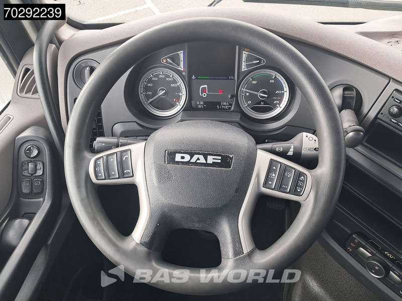 Влекач DAF XF 480 4X2 SSC Retarder 2xTanks ACC LED Euro 6: снимка 20 Влекач DAF XF 480 4X2 SSC Retarder 2xTanks ACC LED Euro 6: снимка 20