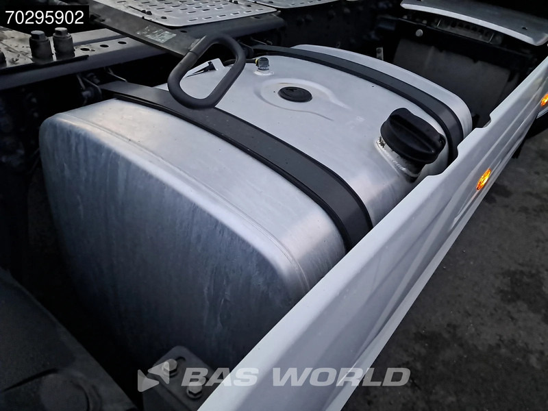 Влекач DAF XG+ 530 4X2 Retarder 2xTanks ACC Standklima: снимка 14