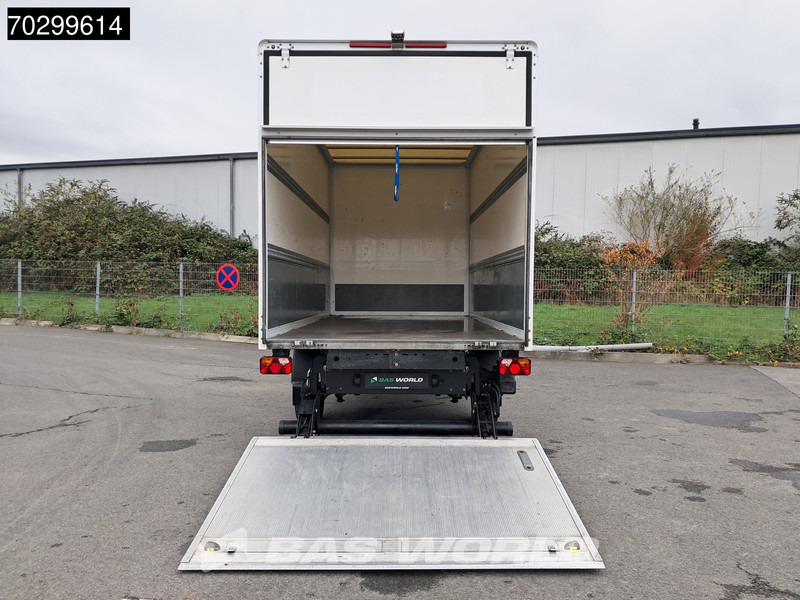 Volkswagen Crafter 140pk Ladebordwand Automatik 140PS Koffer Kamera Tempomat Klima Euro6 A/C Cruise control - Лекотоварен автомобил фургон: снимка 3 Volkswagen Crafter 140pk Ladebordwand Automatik 140PS Koffer Kamera Tempomat Klima Euro6 A/C Cruise control - Лекотоварен автомобил фургон: снимка 3