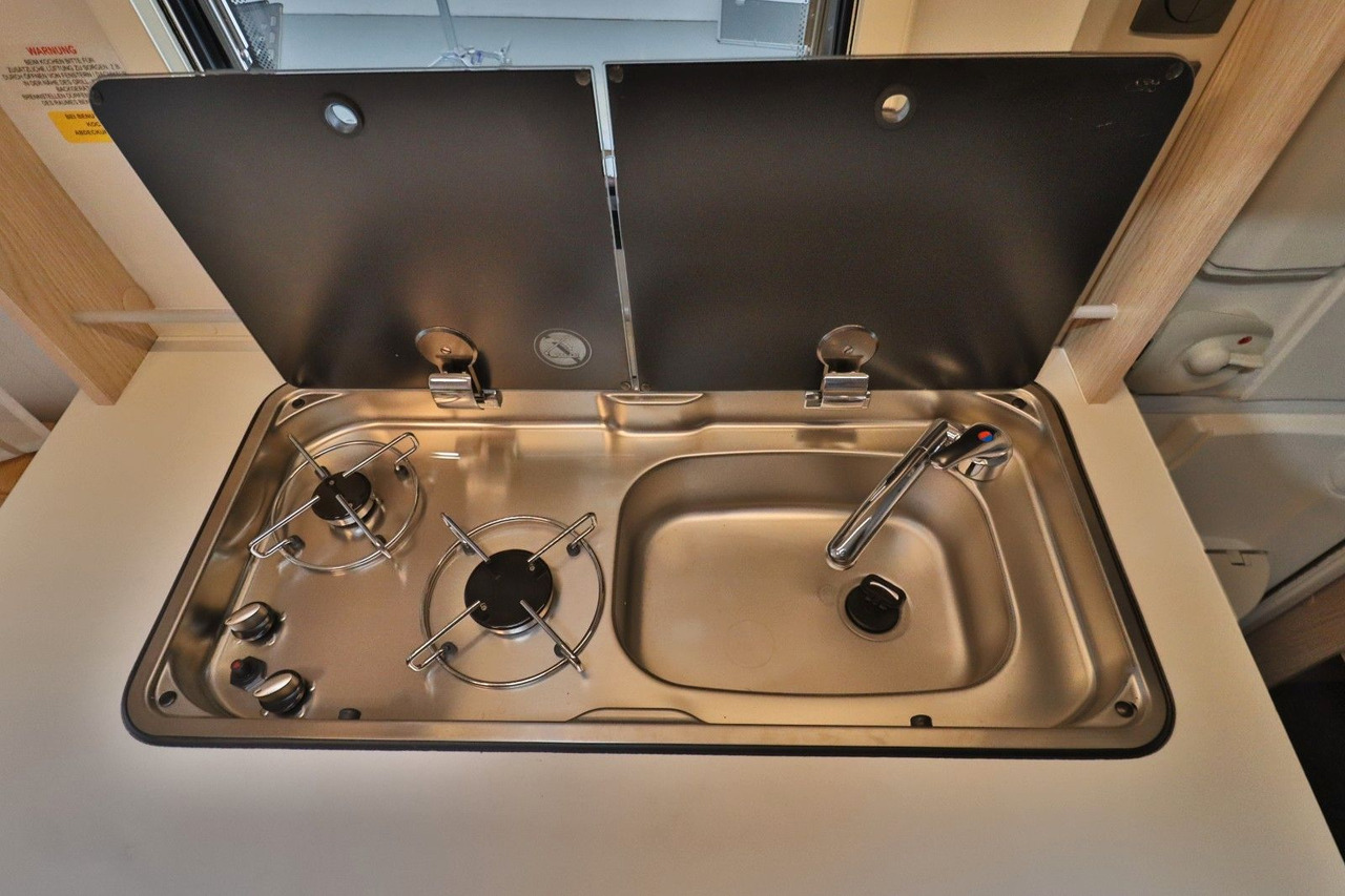 Каравана Adria Aviva 360 DK  /1.Hand/Top-Fahrzeug/Etagenbetten Adria Aviva 360 DK  /1.Hand/Top-Fahrzeug/Etagenbetten: снимка 15