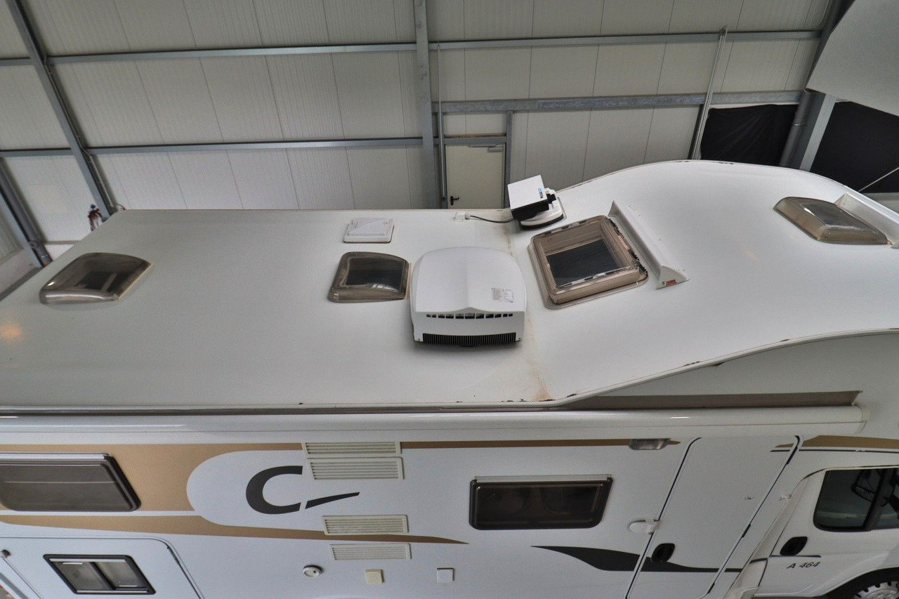 Carado A 464/Festbett/Garage/2xKlima/Markise - Алковен кемпер: снимка 4 Carado A 464/Festbett/Garage/2xKlima/Markise - Алковен кемпер: снимка 4