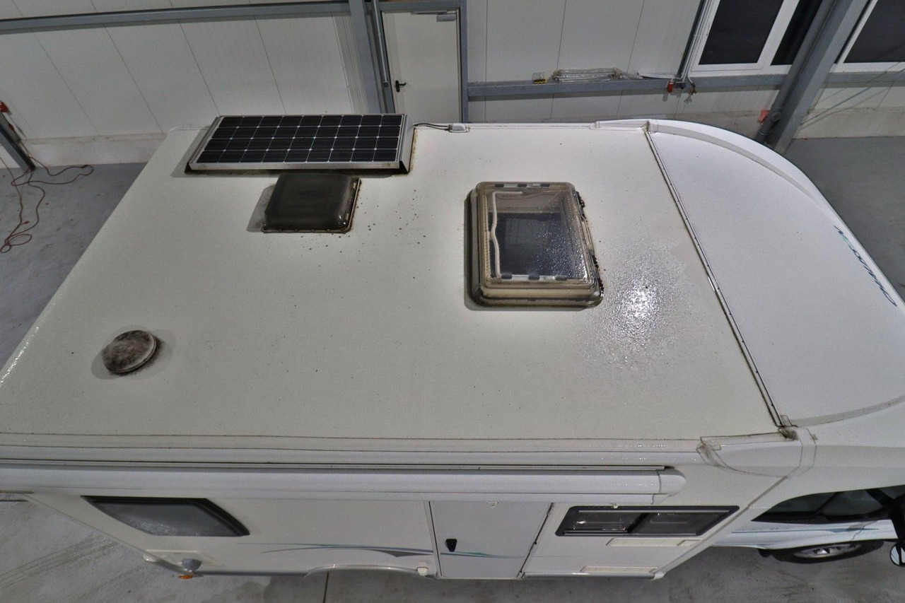 Chausson Flash 02/Festbett/Klima/Markise/Solar/TÜV 11-26 - Полуинтегриран кемпер: снимка 5 Chausson Flash 02/Festbett/Klima/Markise/Solar/TÜV 11-26 - Полуинтегриран кемпер: снимка 5