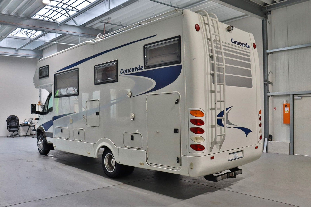 Concorde A 770 G/Festbett/Garage/Klima/Solar/Markise - Алковен кемпер: снимка 3 Concorde A 770 G/Festbett/Garage/Klima/Solar/Markise - Алковен кемпер: снимка 3