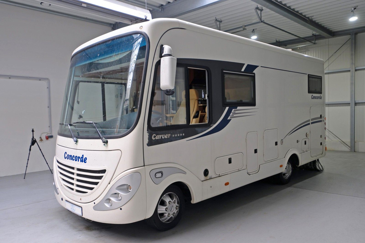 Concorde Carver I 692 H/Automatik/Festbett+Hubbett/Solar - Интегриран кемпер: снимка 2 Concorde Carver I 692 H/Automatik/Festbett+Hubbett/Solar - Интегриран кемпер: снимка 2