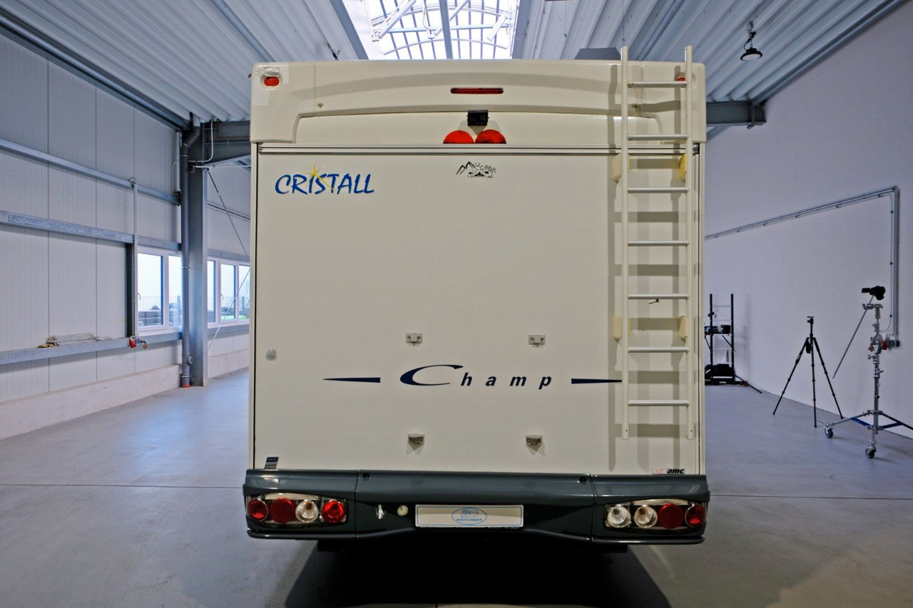 Cristall A 670 G/Automatik/Festbett/Garage/Solar/Markise - Алковен кемпер: снимка 3 Cristall A 670 G/Automatik/Festbett/Garage/Solar/Markise - Алковен кемпер: снимка 3