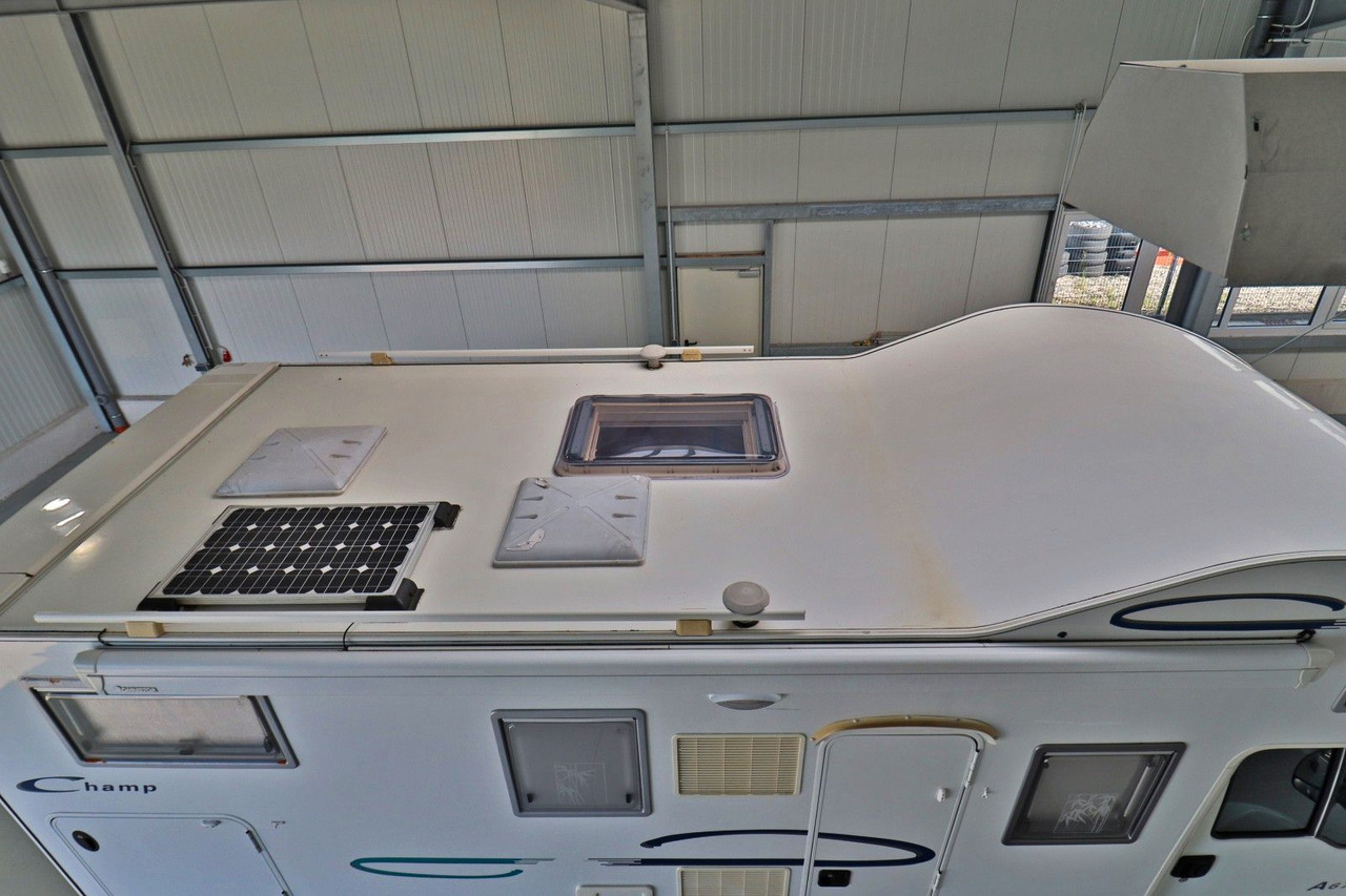 Cristall A 670 G/Automatik/Festbett/Garage/Solar/Markise - Алковен кемпер: снимка 4 Cristall A 670 G/Automatik/Festbett/Garage/Solar/Markise - Алковен кемпер: снимка 4