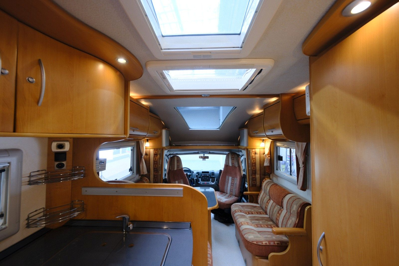 Полуинтегриран кемпер Frankia T 740 BD/Festbett/Garage/Klima/Solar/158 PS: снимка 6