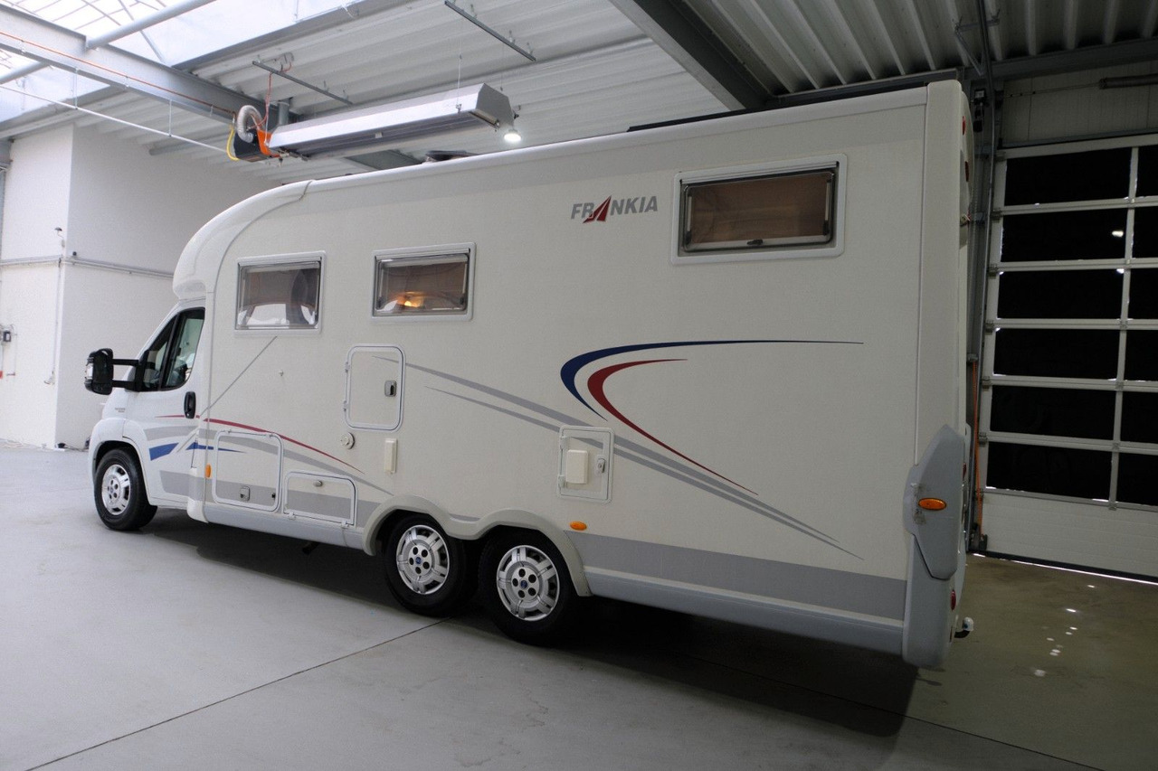 Frankia T 740 BD/Festbett/Garage/Klima/Solar/158 PS - Полуинтегриран кемпер: снимка 3 Frankia T 740 BD/Festbett/Garage/Klima/Solar/158 PS - Полуинтегриран кемпер: снимка 3
