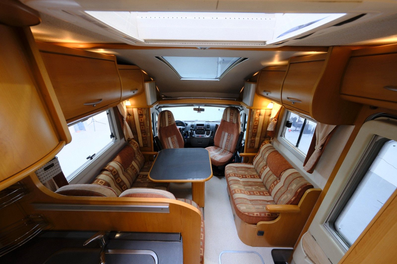 Полуинтегриран кемпер Frankia T 740 BD/Festbett/Garage/Klima/Solar/158 PS: снимка 7