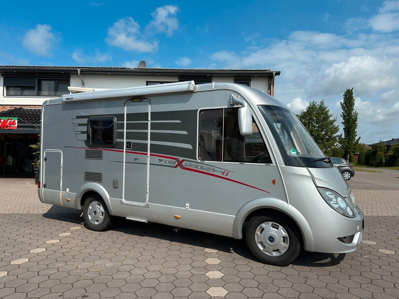 HYMER / ERIBA / HYMERCAR Exsis I 512 Silverline/Festbett/Garage/Klima - Интегриран кемпер: снимка 2 HYMER / ERIBA / HYMERCAR Exsis I 512 Silverline/Festbett/Garage/Klima - Интегриран кемпер: снимка 2