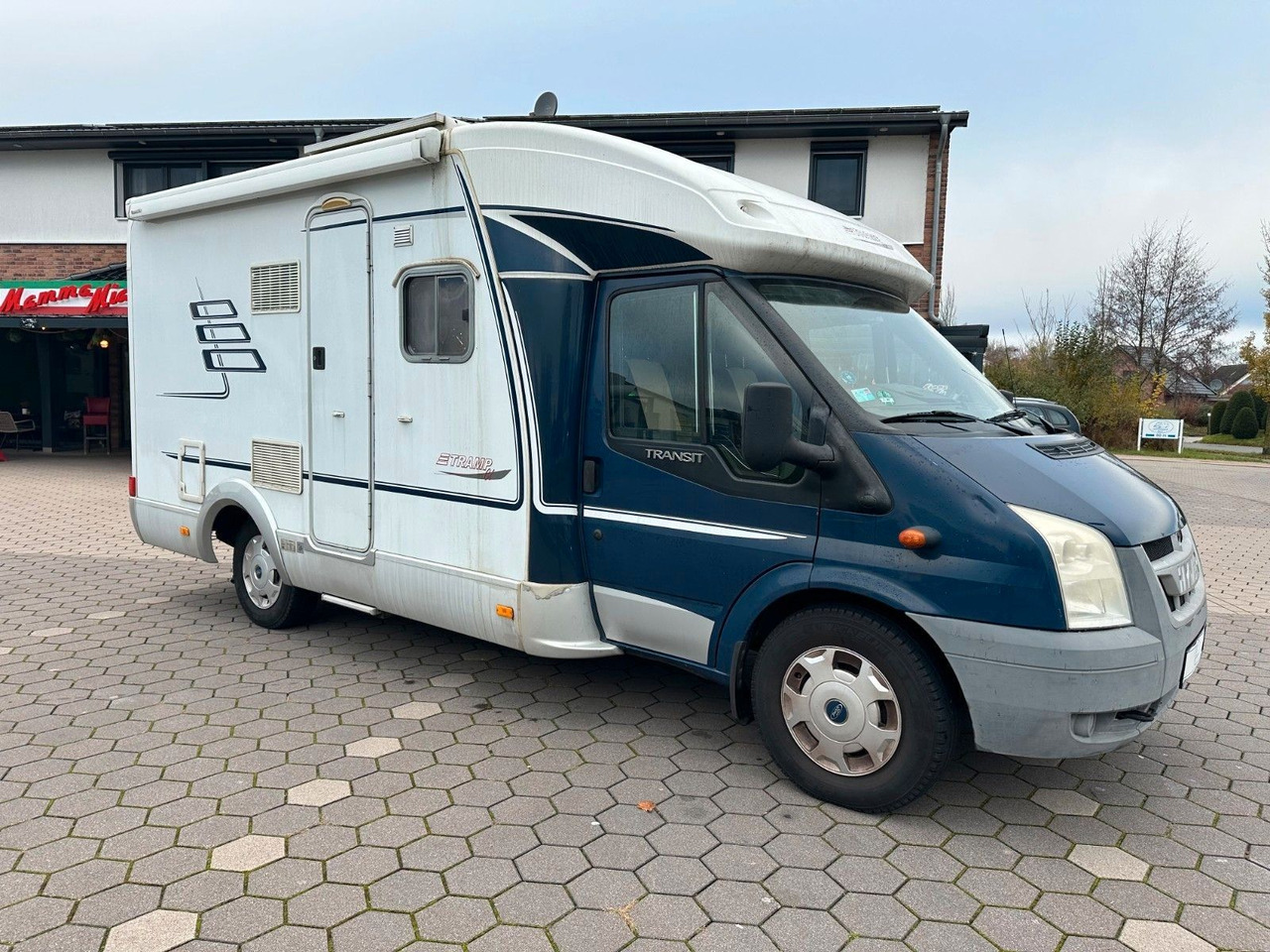 HYMER / ERIBA / HYMERCAR TRAMP T 572 CL/Festbett/Klima/Markise HYMER / ERIBA / HYMERCAR TRAMP T 572 CL/Festbett/Klima/Markise - Полуинтегриран кемпер: снимка 2 HYMER / ERIBA / HYMERCAR TRAMP T 572 CL/Festbett/Klima/Markise HYMER / ERIBA / HYMERCAR TRAMP T 572 CL/Festbett/Klima/Markise - Полуинтегриран кемпер: снимка 2