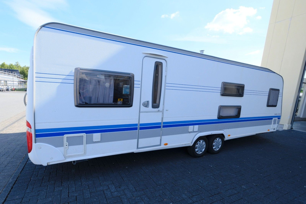 Hobby Prestige 720/Festbett+Etagenbett/Rundsitzgruppe - Каравана: снимка 4 Hobby Prestige 720/Festbett+Etagenbett/Rundsitzgruppe - Каравана: снимка 4