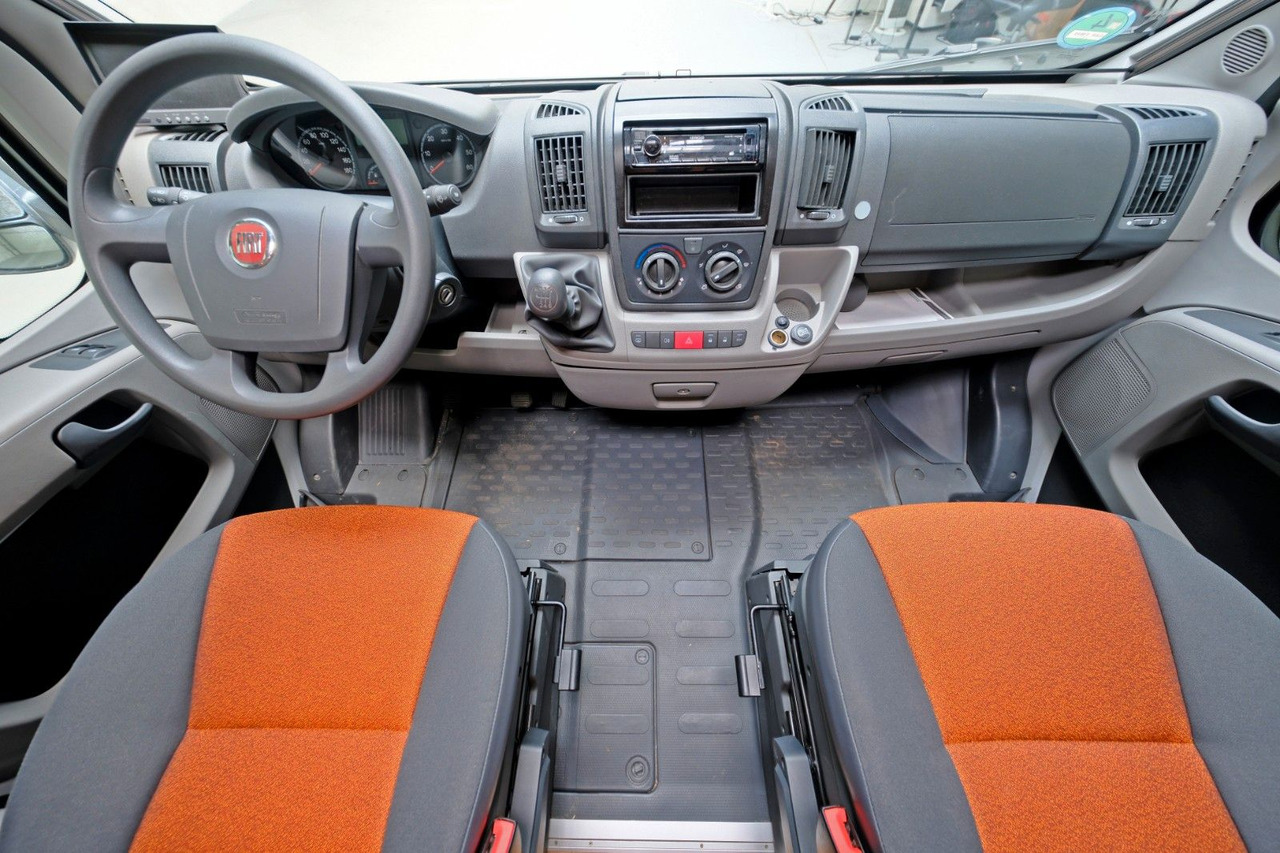 Knaus Sport Ti 700 MEG/Einzelbetten/Garage/Klima/Marki - Полуинтегриран кемпер: снимка 5 Knaus Sport Ti 700 MEG/Einzelbetten/Garage/Klima/Marki - Полуинтегриран кемпер: снимка 5