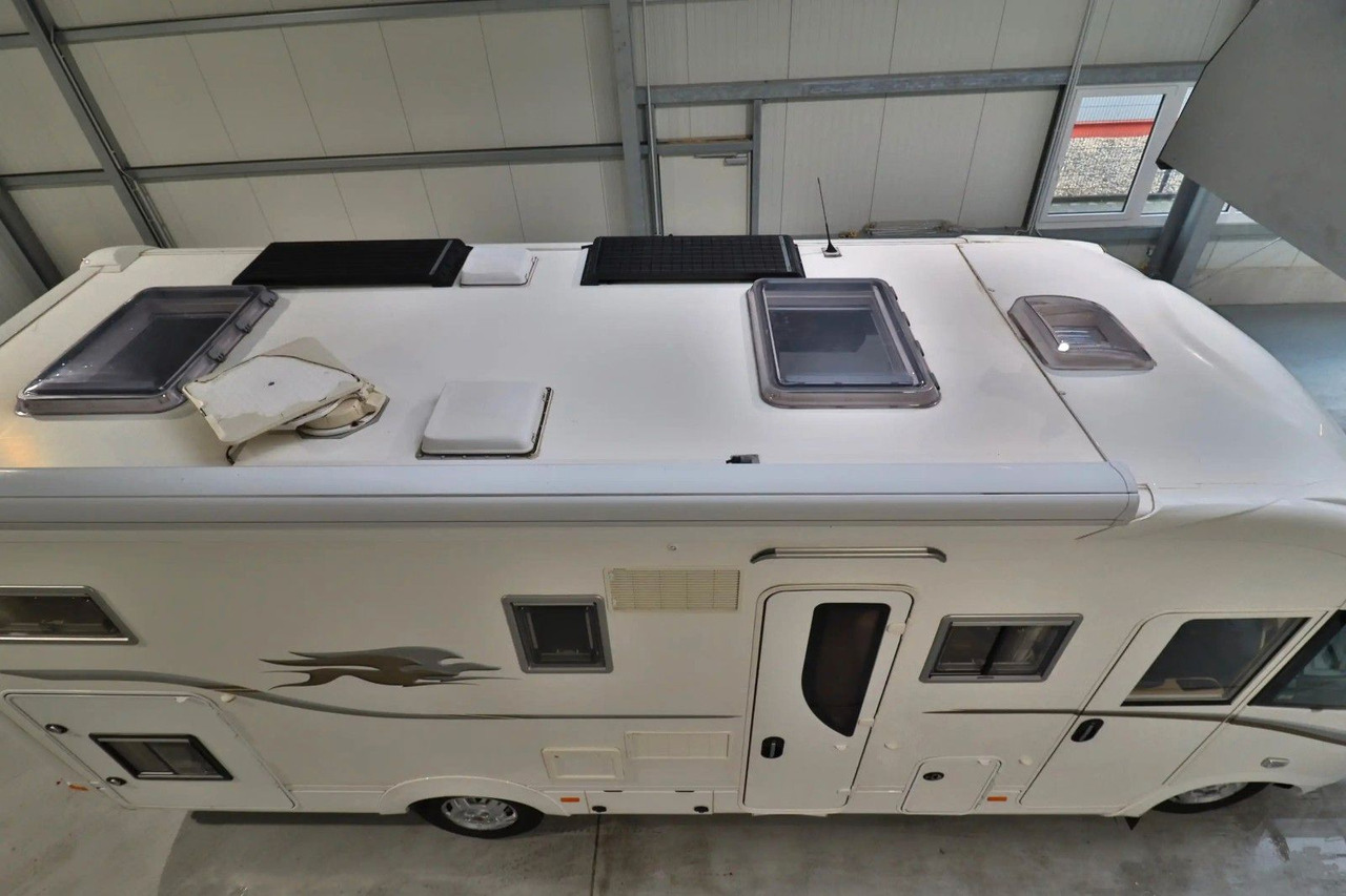 Laika KREOS 7010/Automatik/Festbett+Hubbett/TOP - Интегриран кемпер: снимка 5 Laika KREOS 7010/Automatik/Festbett+Hubbett/TOP - Интегриран кемпер: снимка 5