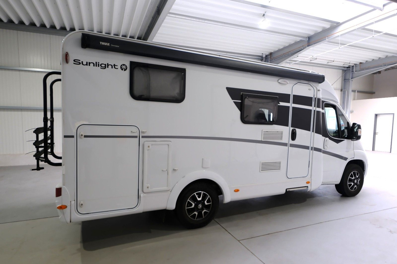 Sunlight V 66 Adventure Edition/Einzelbetten/Garage/Klima - Полуинтегриран кемпер: снимка 5 Sunlight V 66 Adventure Edition/Einzelbetten/Garage/Klima - Полуинтегриран кемпер: снимка 5