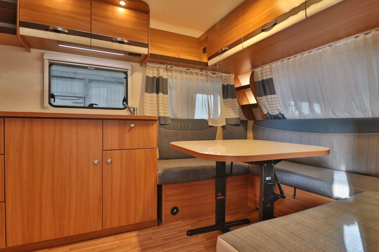 Каравана Weinsberg CarOne 740 UDF/Festbett+Etagenbetten/Mover Weinsberg CarOne 740 UDF/Festbett+Etagenbetten/Mover: снимка 7