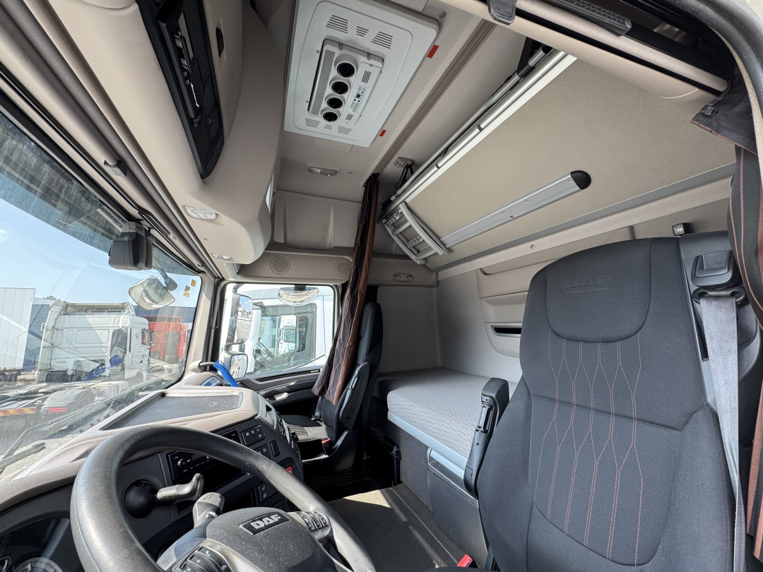 DAF XF 530 Super Space Cab - Влекач: снимка 5 DAF XF 530 Super Space Cab - Влекач: снимка 5