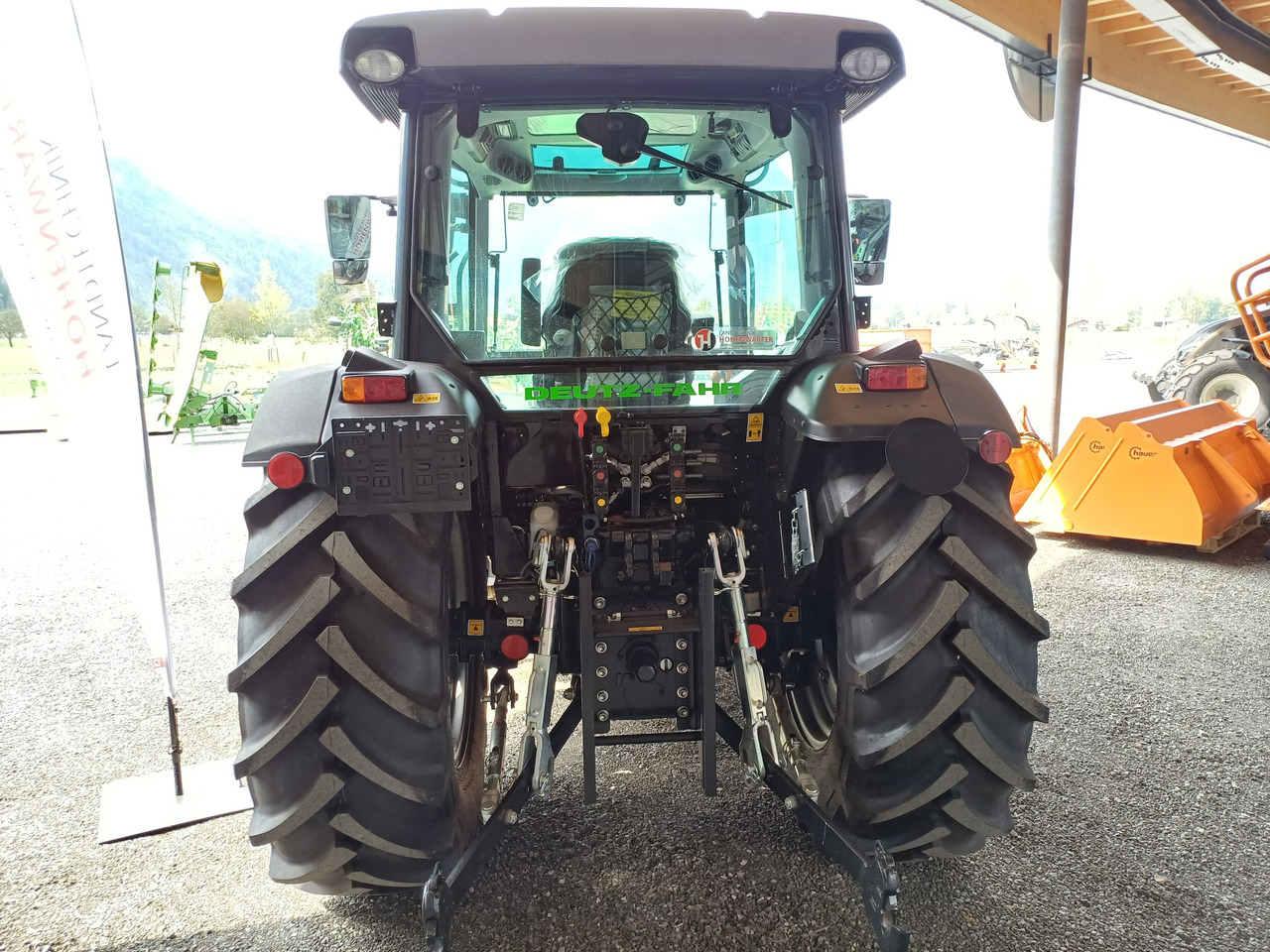 Deutz Fahr 5095 D Premium Stage V (20573) - Трактор: снимка 3 Deutz Fahr 5095 D Premium Stage V (20573) - Трактор: снимка 3