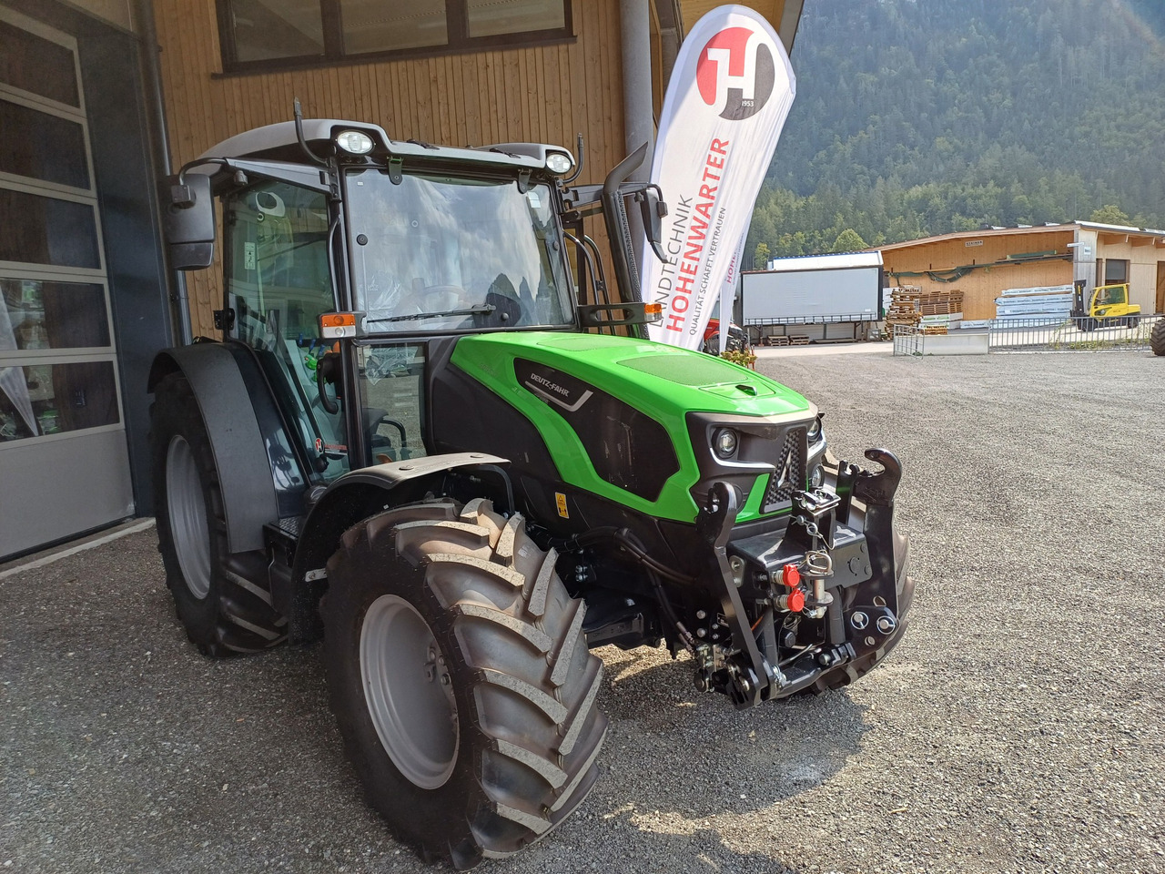 Deutz Fahr 5095 D Premium Stage V (20573) - Трактор: снимка 5 Deutz Fahr 5095 D Premium Stage V (20573) - Трактор: снимка 5