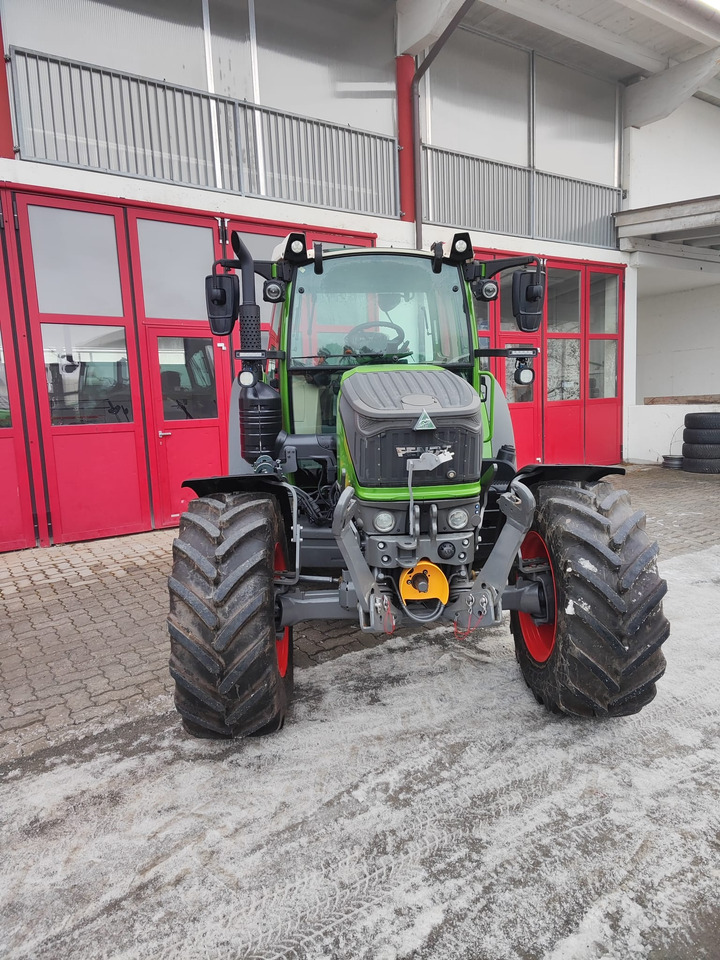 Fendt Vario 209 S Gen3 Power Setting2 (22908) - Трактор: снимка 2 Fendt Vario 209 S Gen3 Power Setting2 (22908) - Трактор: снимка 2