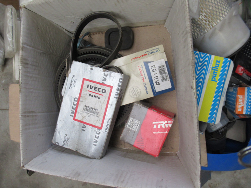 Diversen Partij filters: o.a brandstof, interieur, lucht & oliefilters - Горивен филтър за Лекотоварен автомобил: снимка 5 Diversen Partij filters: o.a brandstof, interieur, lucht & oliefilters - Горивен филтър за Лекотоварен автомобил: снимка 5