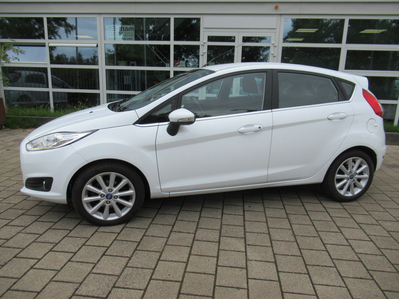 Ford Fiesta 1.0 EcoBoost 74KW Titanium 5-deurs - Хечбек: снимка 3 Ford Fiesta 1.0 EcoBoost 74KW Titanium 5-deurs - Хечбек: снимка 3