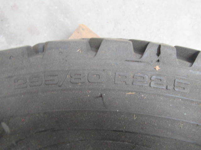 Goodyear 295/80 R 22.5 (DAF) - Гума за Камион: снимка 2 Goodyear 295/80 R 22.5 (DAF) - Гума за Камион: снимка 2
