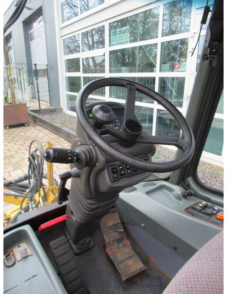 Мотометачна машина LM TRAC 286 Werktuigdrager ( zonder Borstel arm ): снимка 9