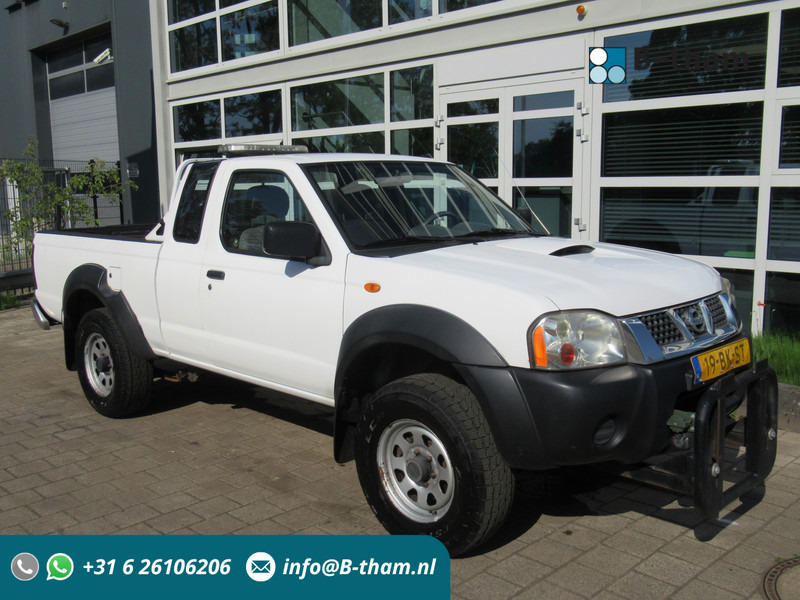 Nissan Navara 2.5 DTi King Cab 4-L.Lux. 1,5CAB PICK-UP - Лекотоварен автомобил: снимка 1 Nissan Navara 2.5 DTi King Cab 4-L.Lux. 1,5CAB PICK-UP - Лекотоварен автомобил: снимка 1