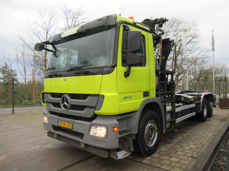 Mercedes-Benz ACTROS 2532 6x2 Palift T20 + Palfinger PK18002-EH Haak - Kraan - Мултилифт с кука камион, Камион с кран: снимка 4 Mercedes-Benz ACTROS 2532 6x2 Palift T20 + Palfinger PK18002-EH Haak - Kraan - Мултилифт с кука камион, Камион с кран: снимка 4