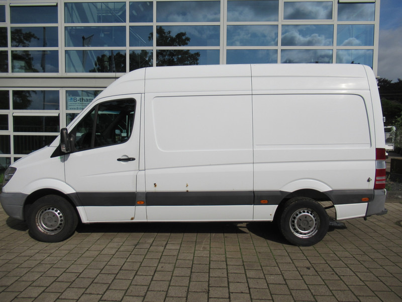 Mercedes-Benz Sprinter 313 2.2 CDI 366 L2H2 AIRCO - Klima - Товарен бус: снимка 4 Mercedes-Benz Sprinter 313 2.2 CDI 366 L2H2 AIRCO - Klima - Товарен бус: снимка 4