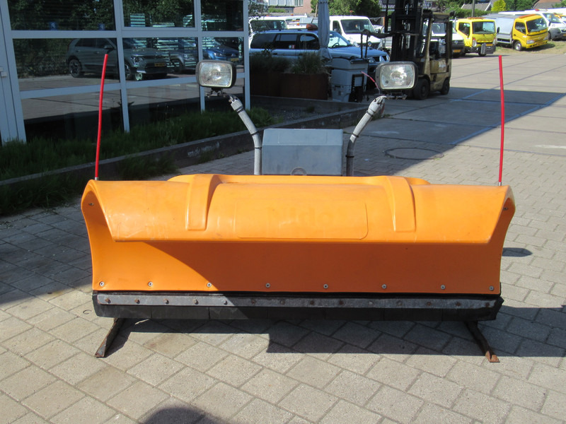 NIDO SNK 21 EPZ 180 12V 210CM Sneeuwploeg Schneepflug Snowplow - Гребло за сняг: снимка 5 NIDO SNK 21 EPZ 180 12V 210CM Sneeuwploeg Schneepflug Snowplow - Гребло за сняг: снимка 5