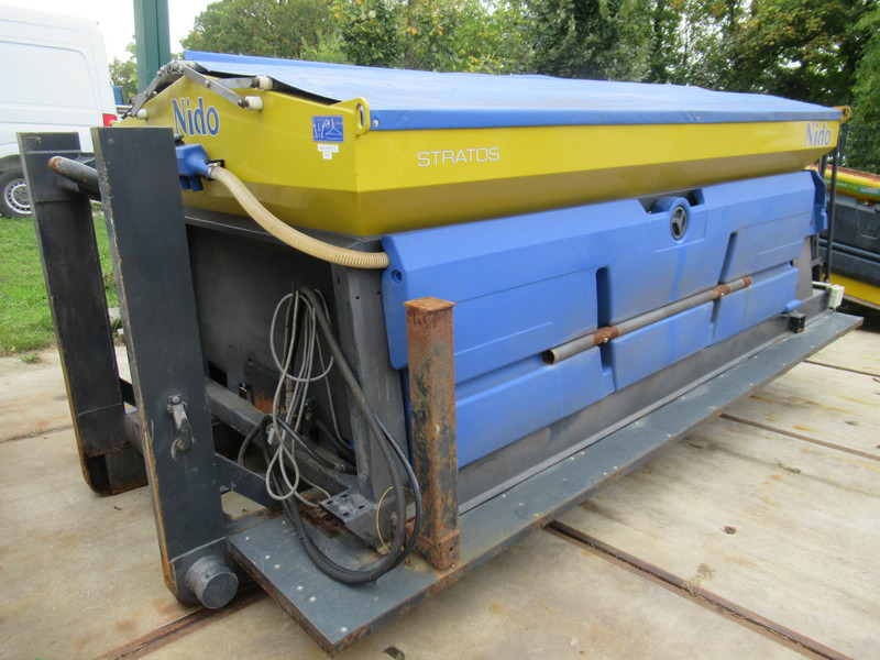 NIDO STRATOS B50-36 VESN-600P 5M3 + 2.400L Salzstreuer Salt Spreader - Машина за разпръскване на сол/ Пясък: снимка 2 NIDO STRATOS B50-36 VESN-600P 5M3 + 2.400L Salzstreuer Salt Spreader - Машина за разпръскване на сол/ Пясък: снимка 2