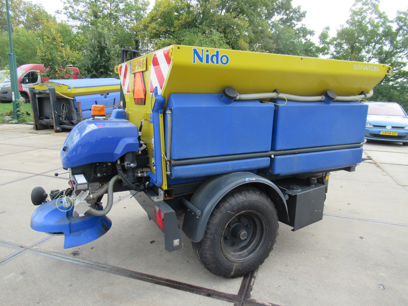 NIDO Stratos B17KR-21 AWCLN-350 1,7M3 + 850L Salzstreuer Zoutstrooier Saltspreader - Машина за разпръскване на сол/ Пясък: снимка 3 NIDO Stratos B17KR-21 AWCLN-350 1,7M3 + 850L Salzstreuer Zoutstrooier Saltspreader - Машина за разпръскване на сол/ Пясък: снимка 3