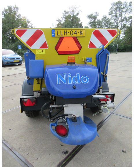 NIDO Stratos B17KR-21 AWCLN-350 1,7M3 + 850L Salzstreuer Zoutstrooier Saltspreader - Машина за разпръскване на сол/ Пясък: снимка 5 NIDO Stratos B17KR-21 AWCLN-350 1,7M3 + 850L Salzstreuer Zoutstrooier Saltspreader - Машина за разпръскване на сол/ Пясък: снимка 5