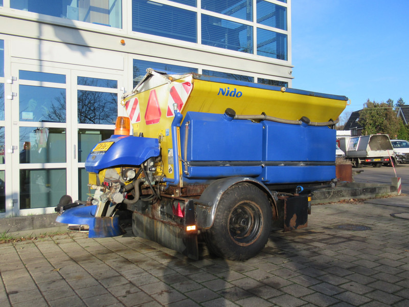 NIDO Stratos B17KR-21 AWCLN-350 1,7m3 + 850 L. Salzstreuer Saltspreader Zoutstrooier - Машина за разпръскване на сол/ Пясък: снимка 2 NIDO Stratos B17KR-21 AWCLN-350 1,7m3 + 850 L. Salzstreuer Saltspreader Zoutstrooier - Машина за разпръскване на сол/ Пясък: снимка 2