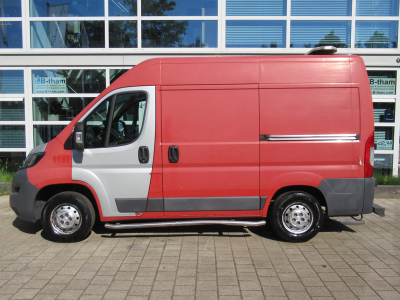 Peugeot Boxer 330 2.0 HDI 81KW L1H2 Pro AIRCO - Klima - Малък ван: снимка 2 Peugeot Boxer 330 2.0 HDI 81KW L1H2 Pro AIRCO - Klima - Малък ван: снимка 2