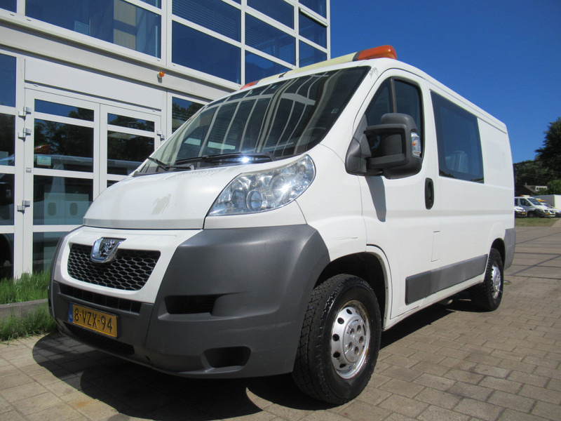 Peugeot Boxer 330 2.2 HDI 96KW L1H P+ DOKA Dubbelcabine AIRCO - Малък ван, Бус с двойна кабина: снимка 4 Peugeot Boxer 330 2.2 HDI 96KW L1H P+ DOKA Dubbelcabine AIRCO - Малък ван, Бус с двойна кабина: снимка 4